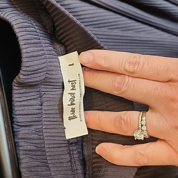 Three Bird Nest Wide Leg Pants - Size Large - Picture 5 of 5